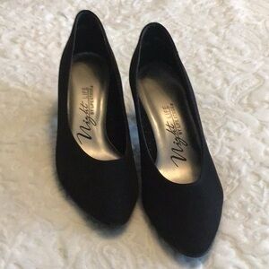 Black Night Life by Life Stride Size 9B Shoes